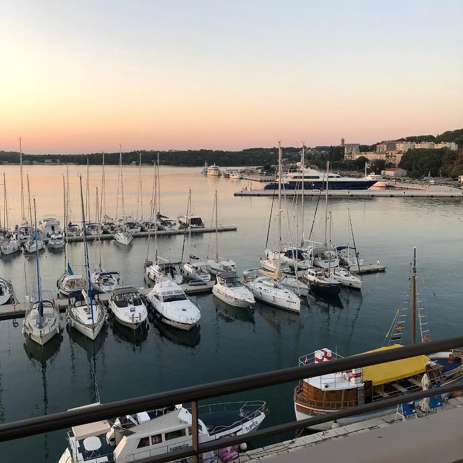 Pula Center Seaview Apartment