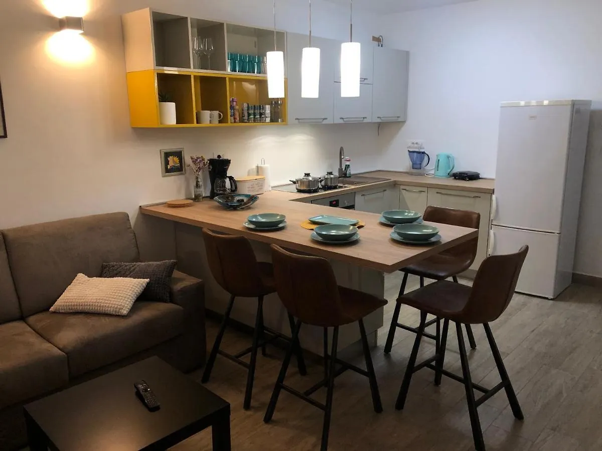 Pula Center Seaview Apartment 0*,